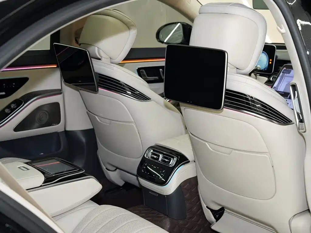 Mercedes-Benz S-Class — миниатюра 15