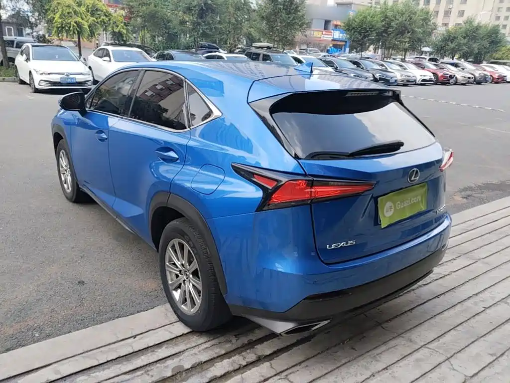 Lexus NX — миниатюра 5