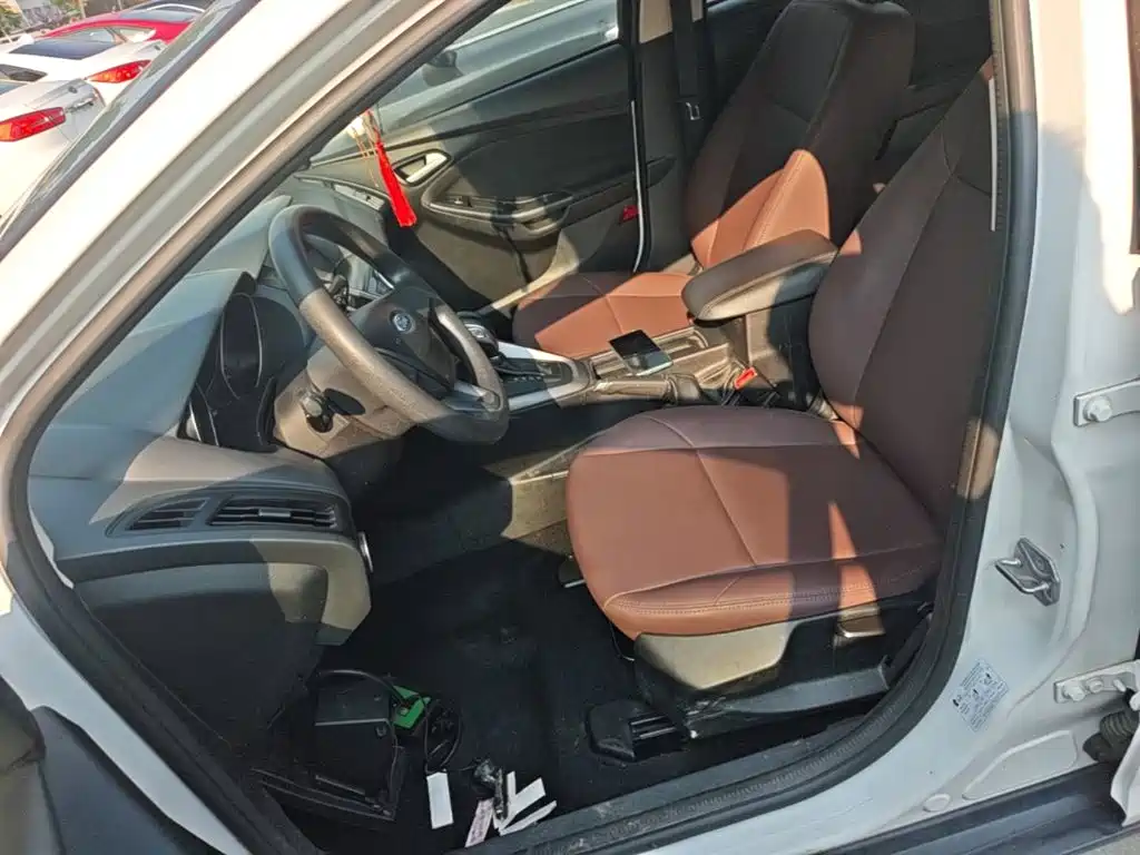 Ford Focus — миниатюра 15