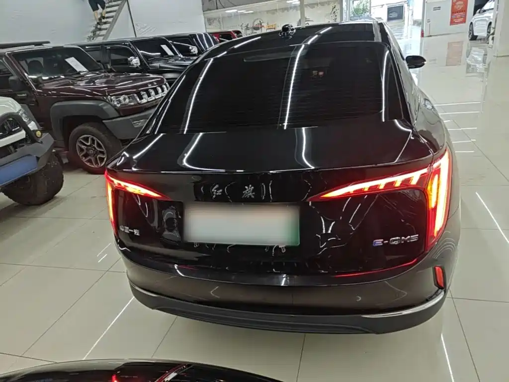 Hongqi Hongqi E-QM5 — миниатюра 6