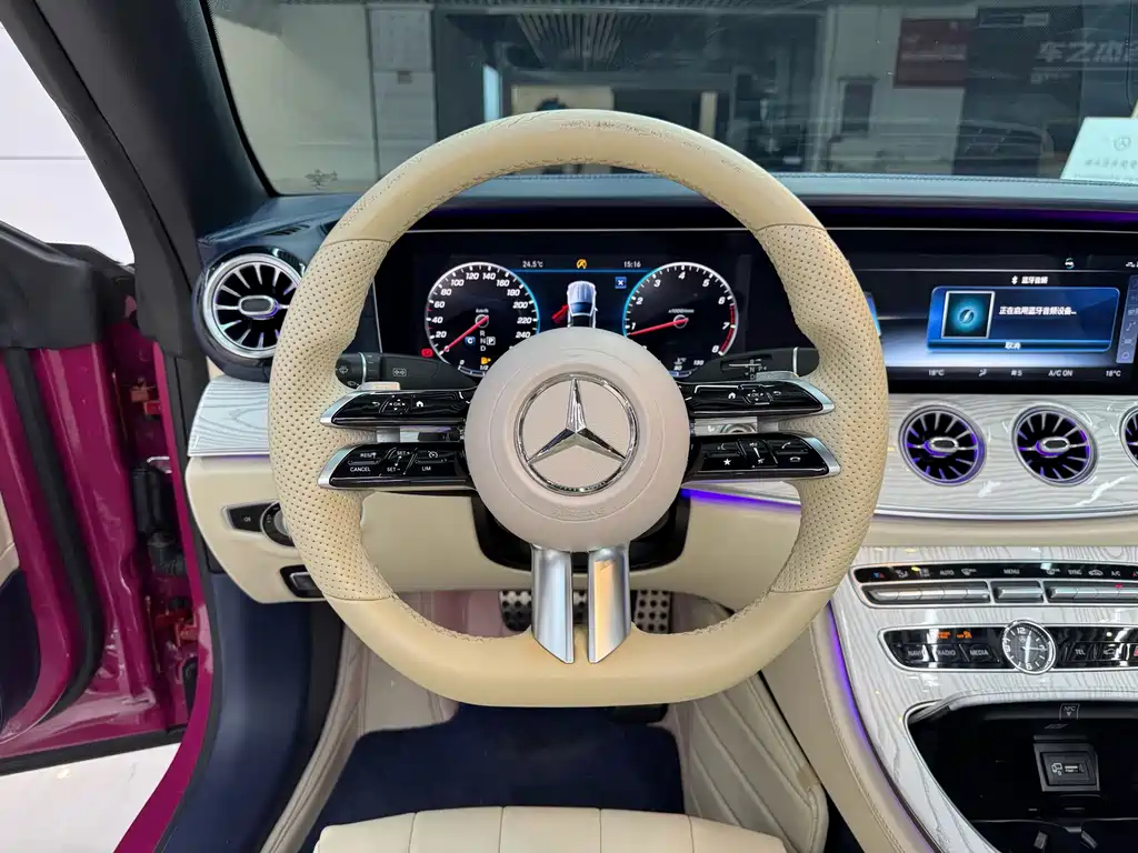 Mercedes-Benz E-Class (Import) — миниатюра 7