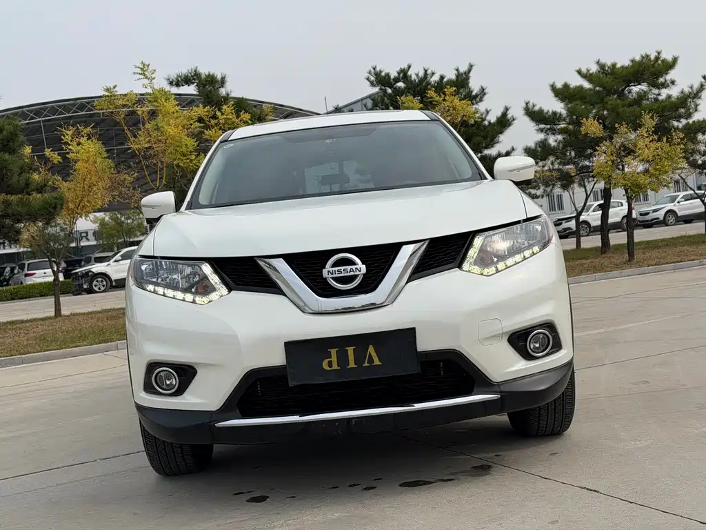 Nissan X-Trail — миниатюра 4