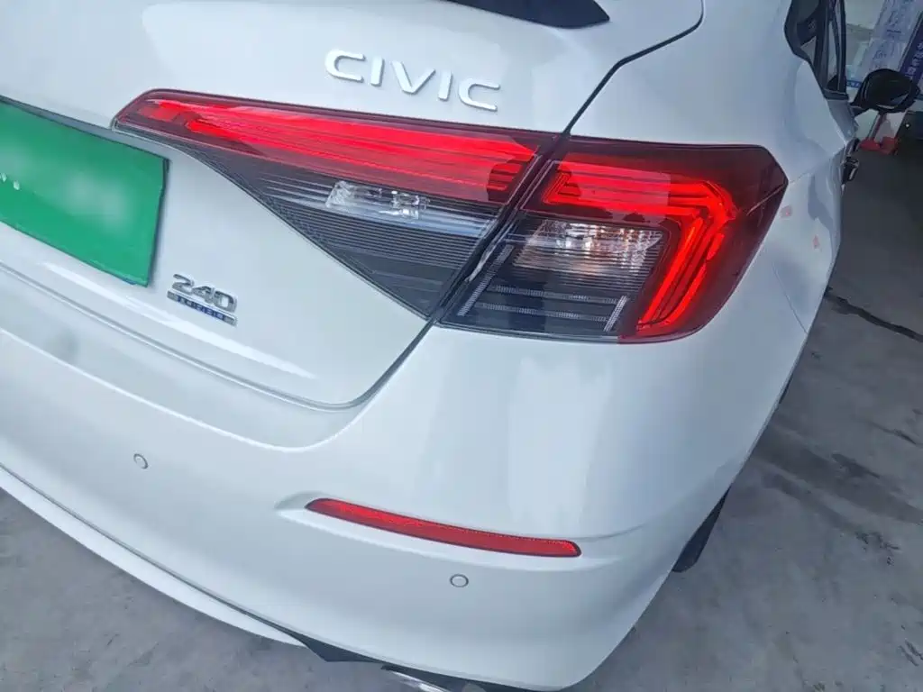 Honda Civic — миниатюра 8