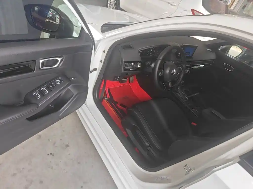Honda Civic — миниатюра 16