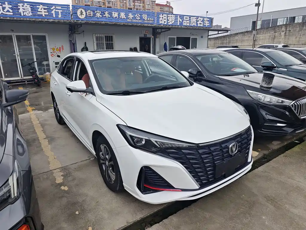 Changan Eado — миниатюра 3