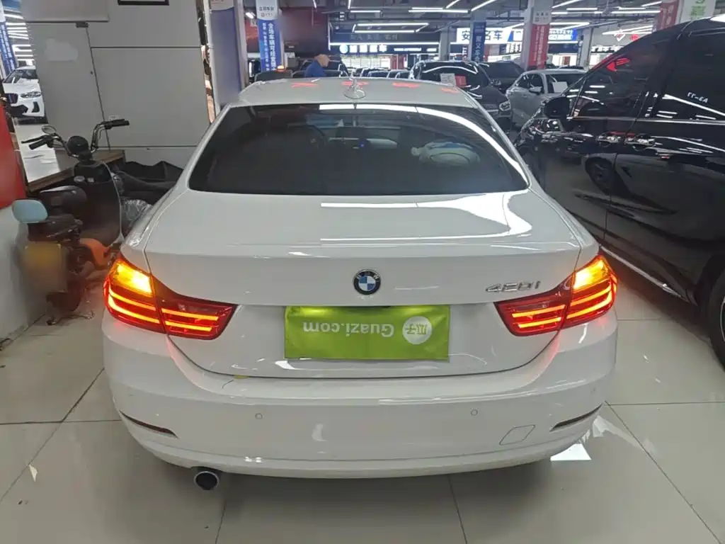 BMW 4 Series — миниатюра 4