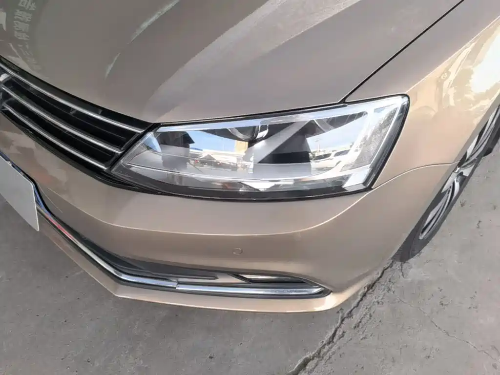 Volkswagen Sagitar — миниатюра 24