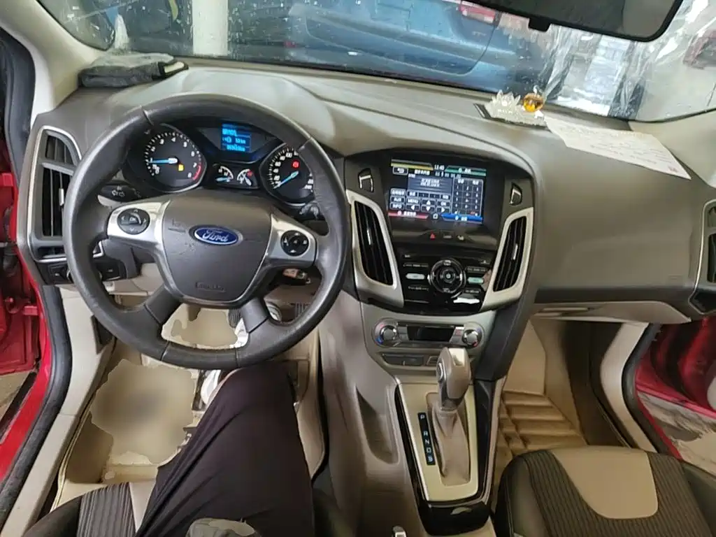 Ford Focus — миниатюра 10