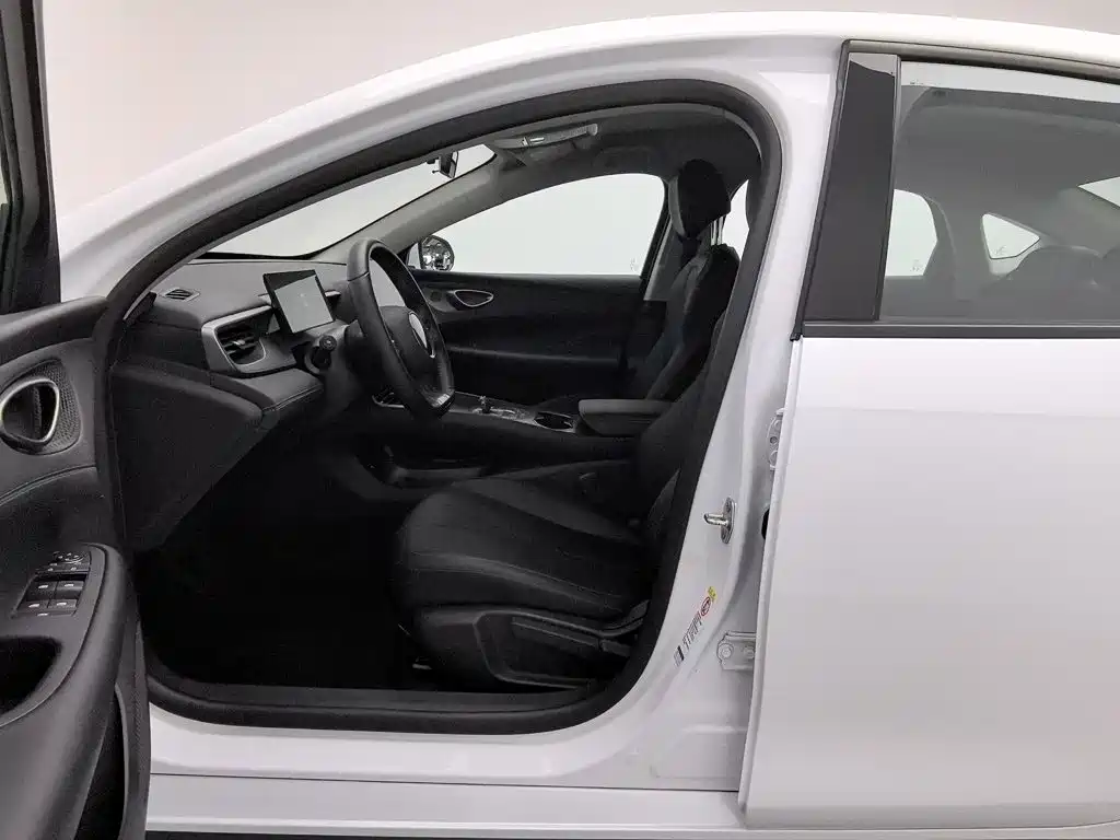BYD Seal 05 DM-i — миниатюра 10