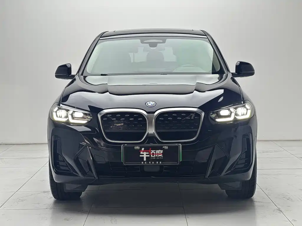 BMW iX3 — миниатюра 2