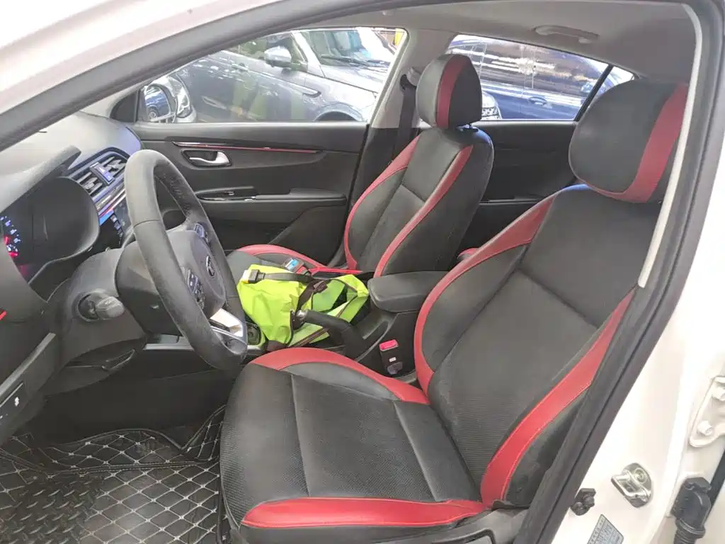 Kia KX Cross — миниатюра 15