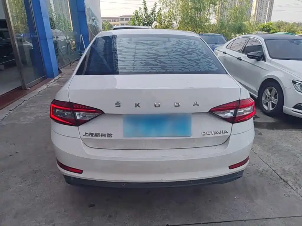 Skoda Octavia — миниатюра 6