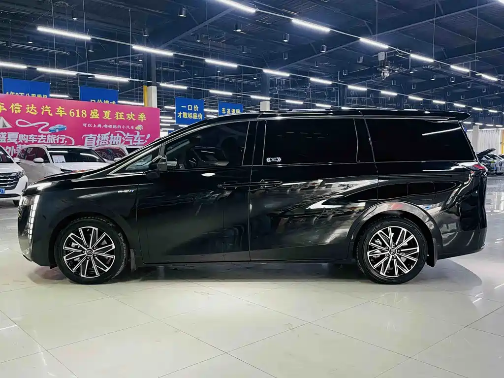 GAC TRUMPCHI E8 NEW ENERGY