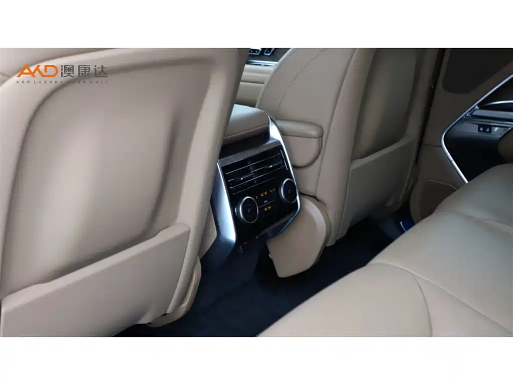 Land Rover Range Rover — миниатюра 9