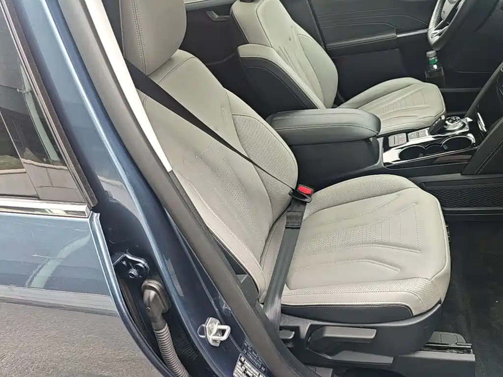 Ford Escape — миниатюра 25