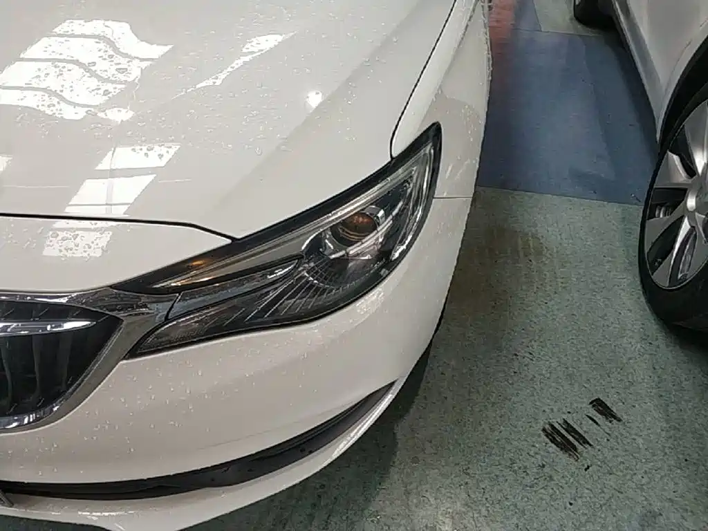 Buick Excelle — миниатюра 24