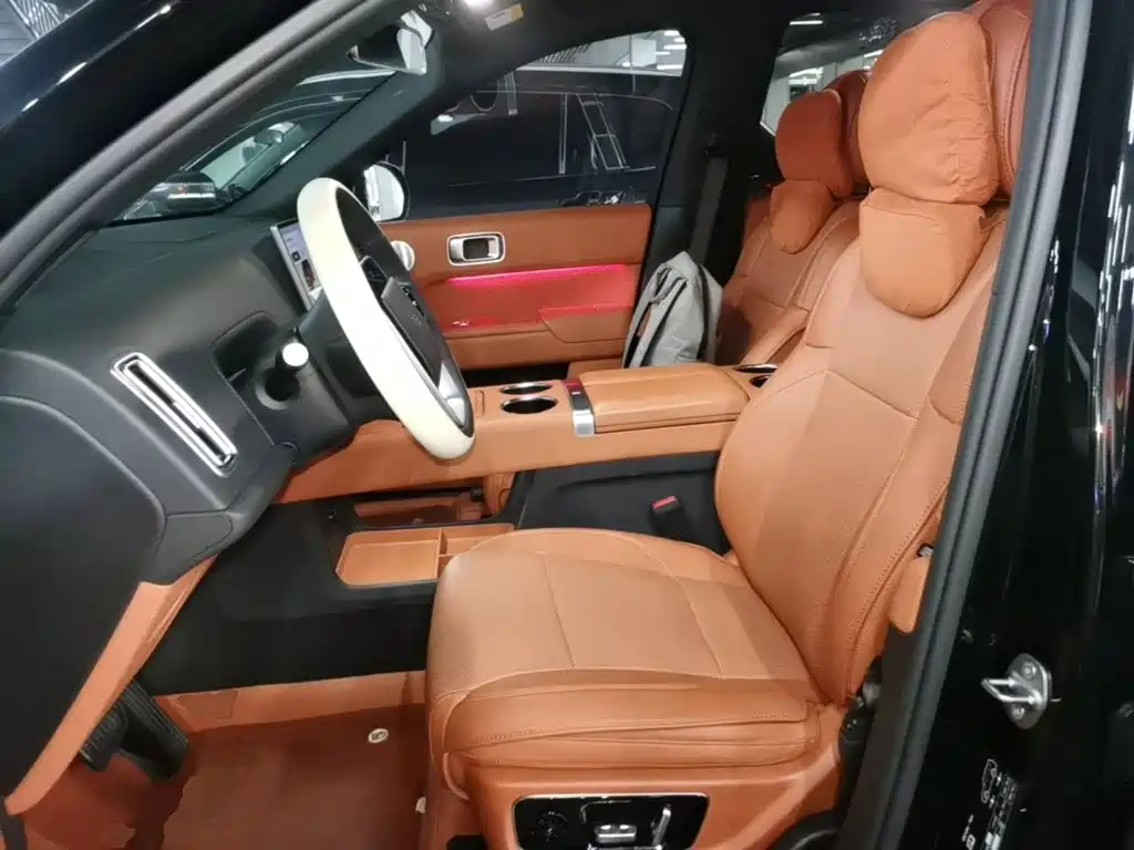 Li Auto Li L8 — миниатюра 15
