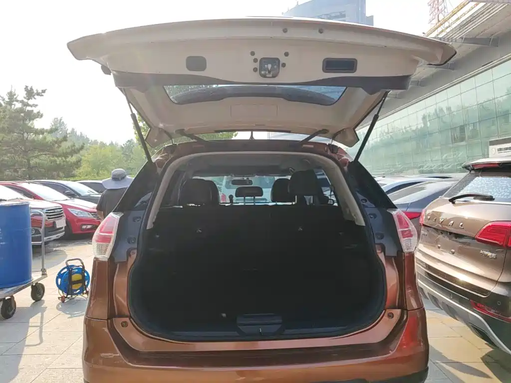 Nissan X-Trail — миниатюра 19