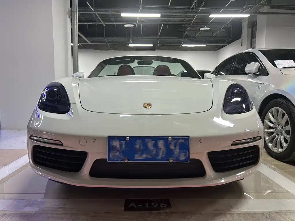 PORSCHE  718