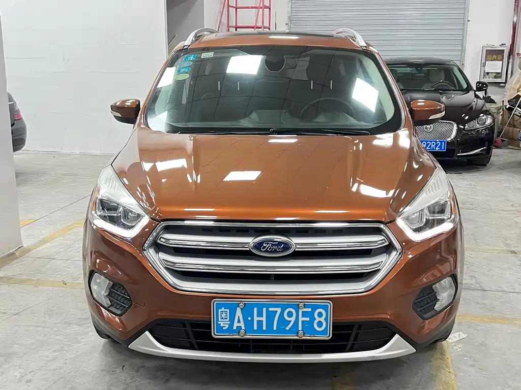 Ford Kuga — миниатюра 2