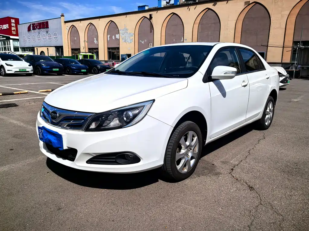 Byd e5 2017