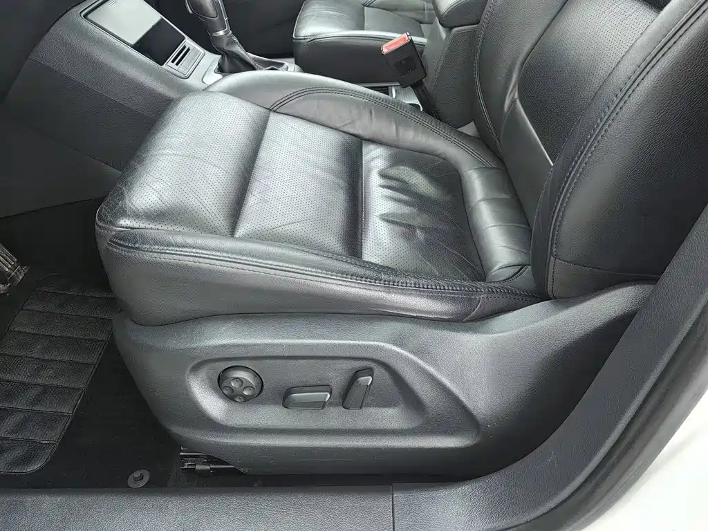 Volkswagen Tiguan — миниатюра 20