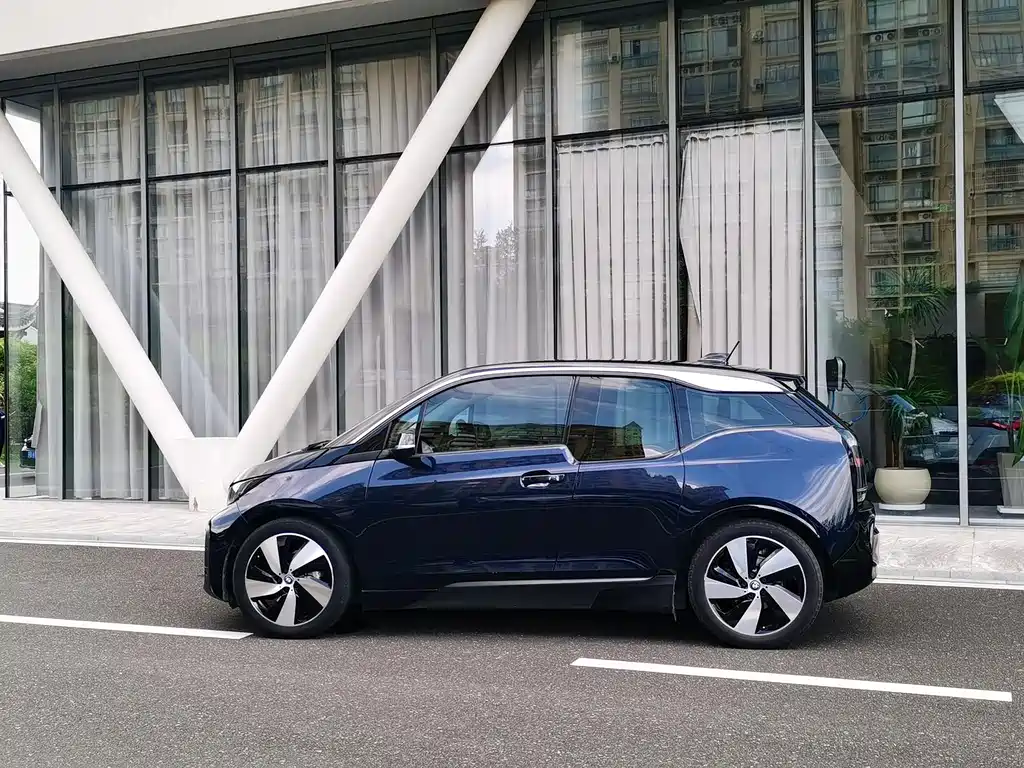 BMW i3 (Import) — миниатюра 3