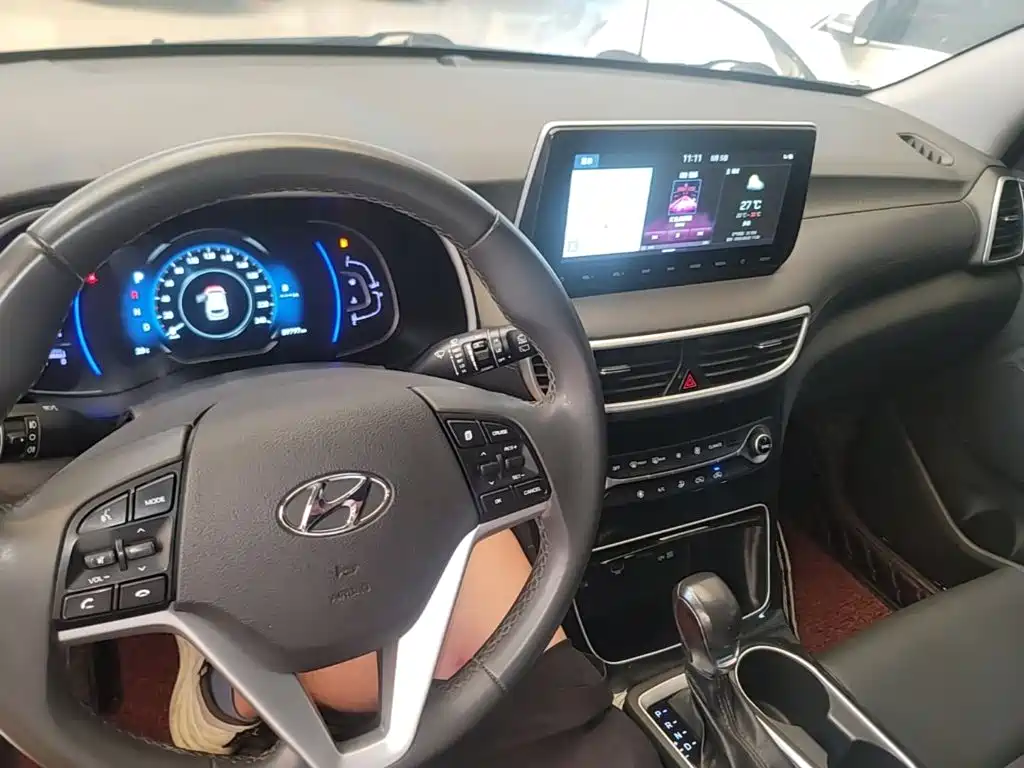 Hyundai Tucson — миниатюра 10