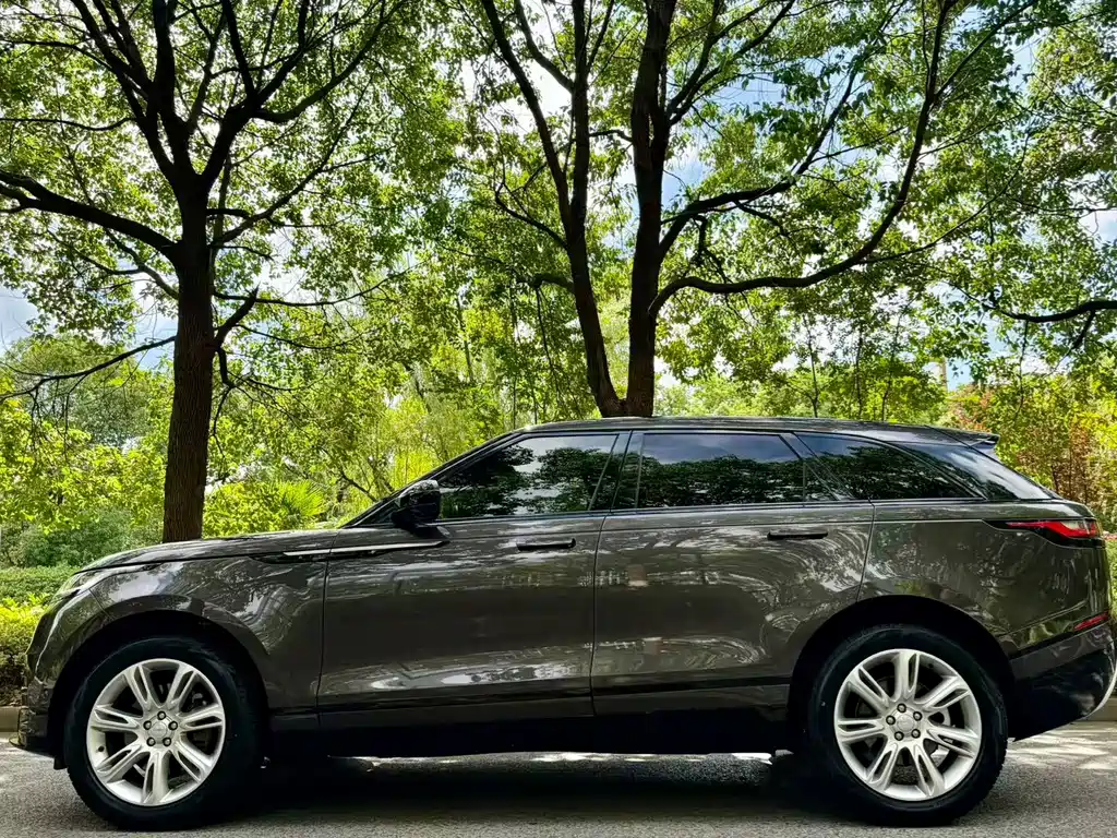 Land Rover Velar — миниатюра 3