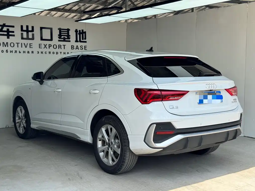 Audi Q3 Sportback — миниатюра 14