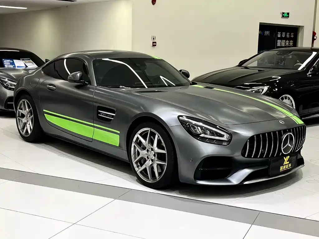 MERCEDES-BENZ AMG GT