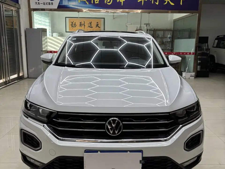 VOLKSWAGEN T ROC EXPLORING SONGS