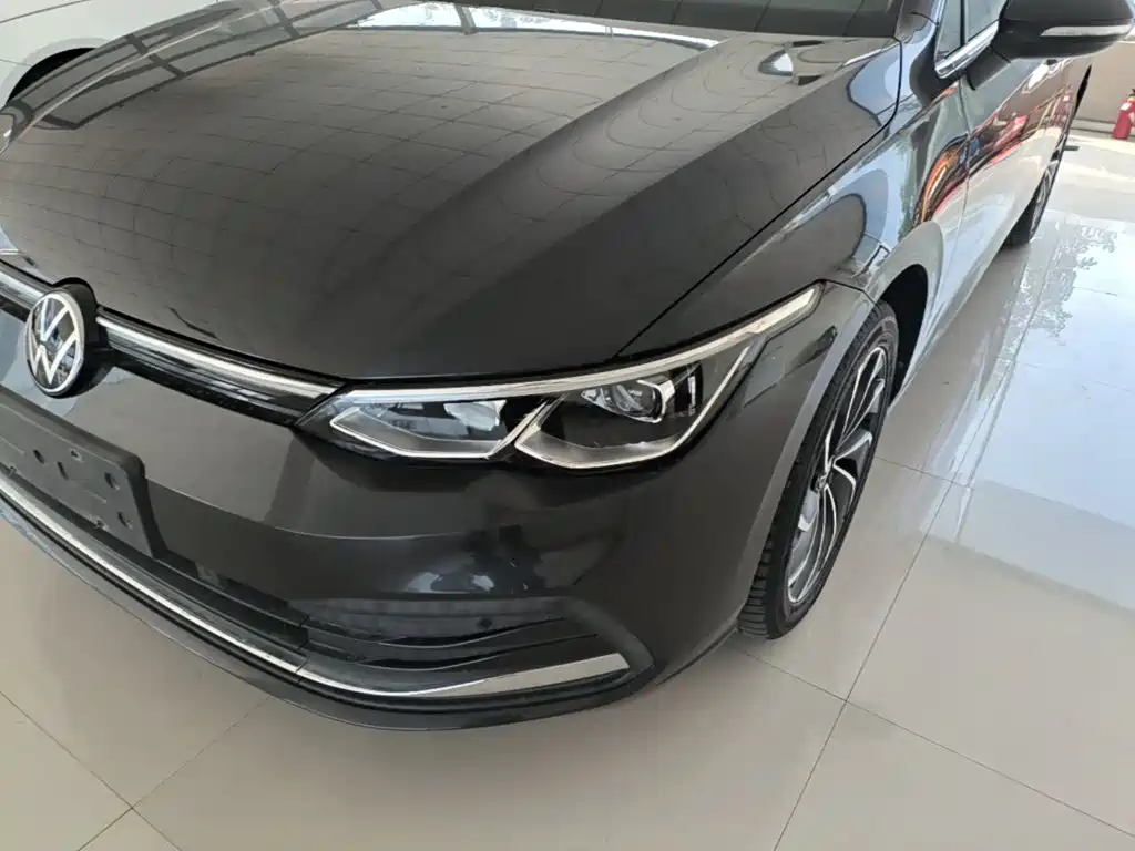 Volkswagen Golf — миниатюра 18
