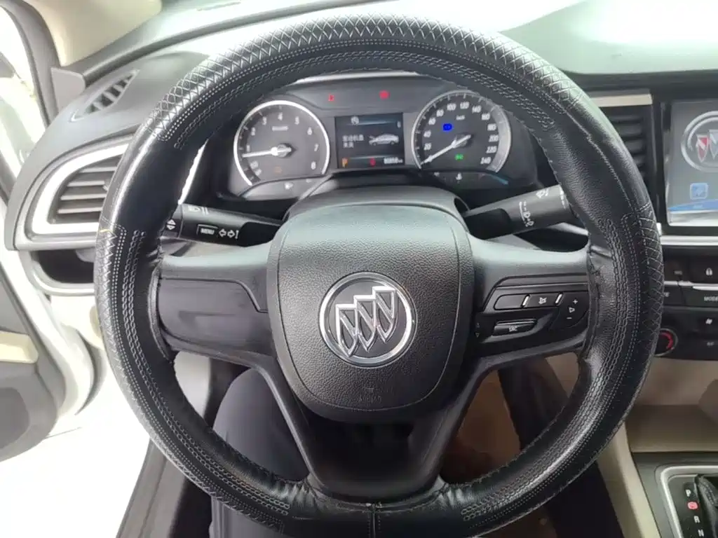 Buick Excelle — миниатюра 11