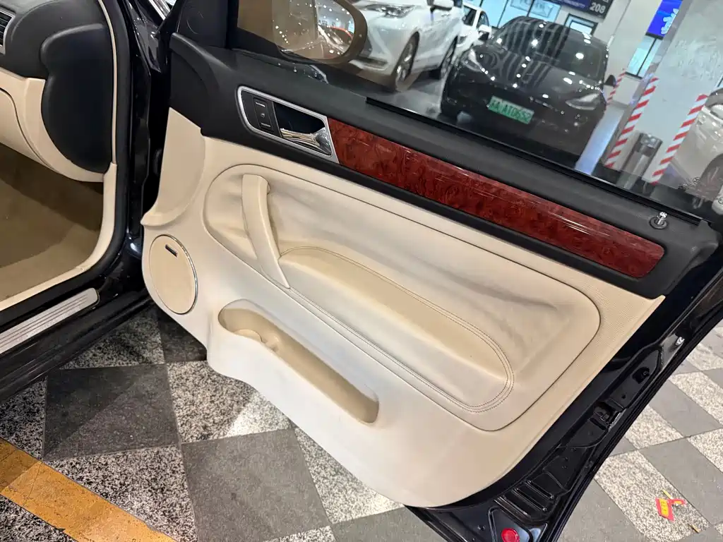 Volkswagen Passat Lingyu — миниатюра 13