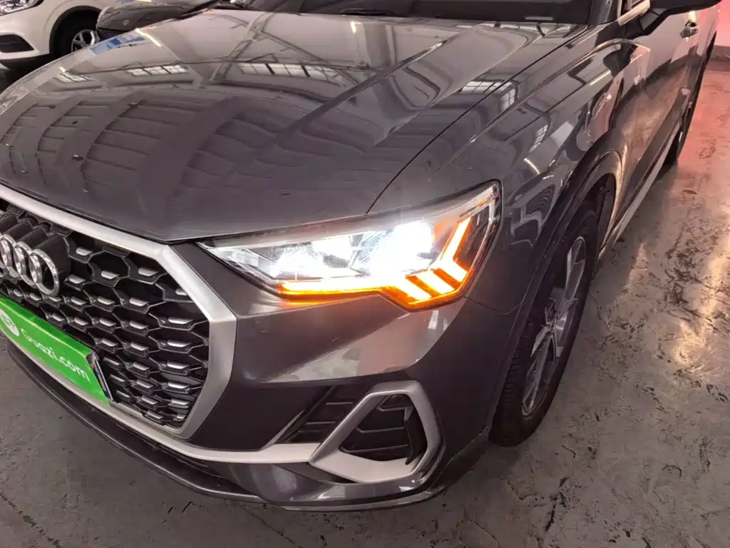 Audi Q3 Sportback — миниатюра 24