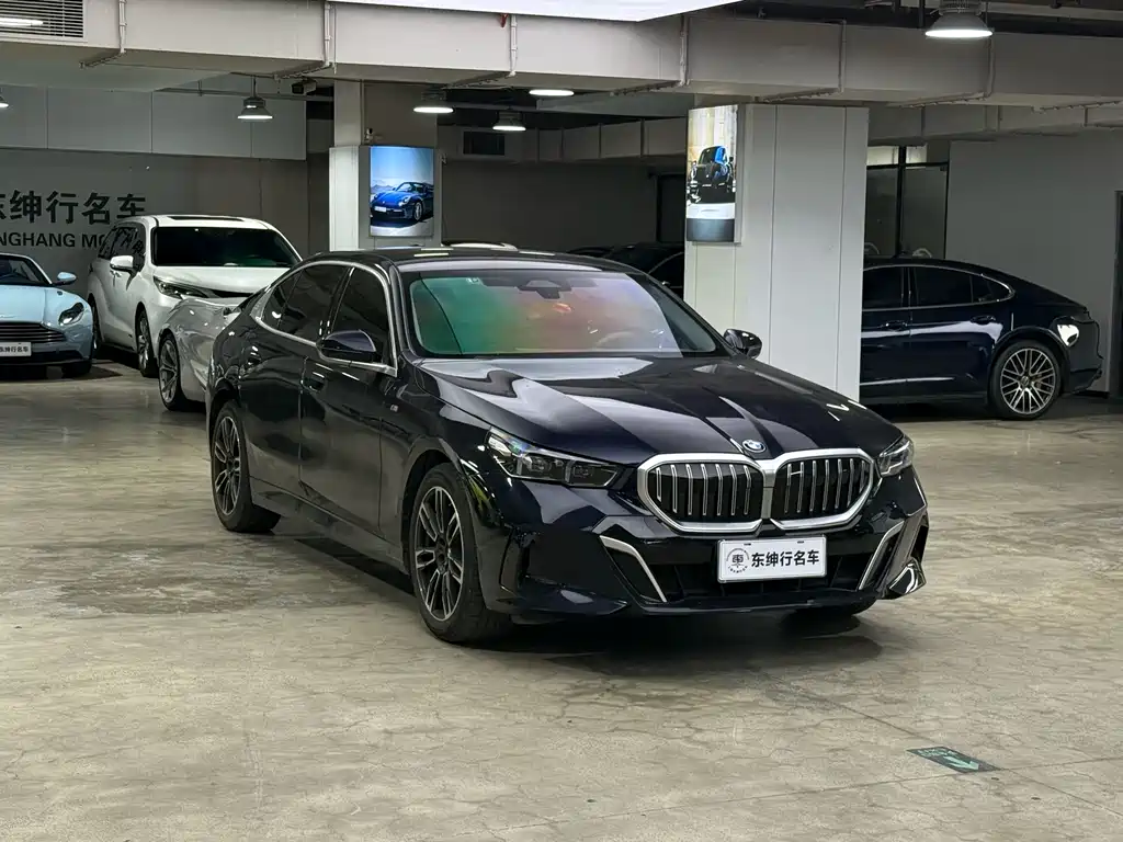 BMW 5 Series 5 2024 525Li M Sport