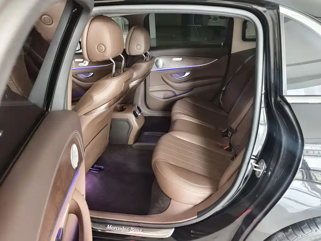 Mercedes-Benz E-Class E 2016 E 300 L Fashion