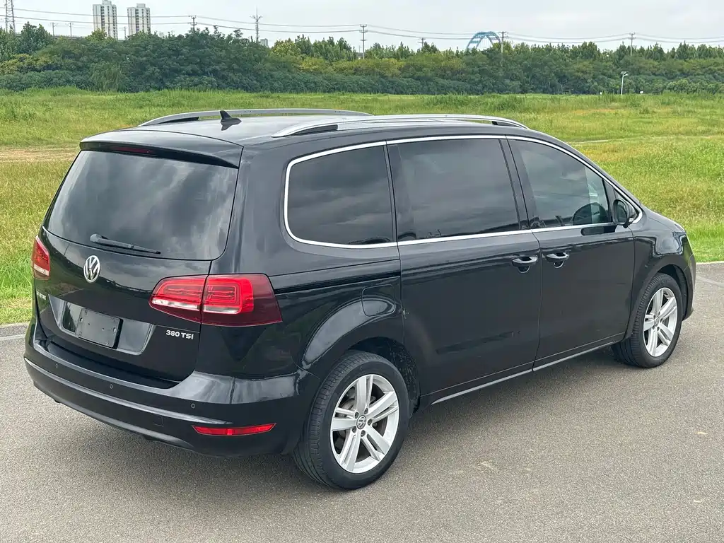 Volkswagen Sharan — миниатюра 14