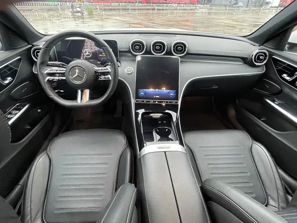 Mercedes-Benz C-Class — миниатюра 28