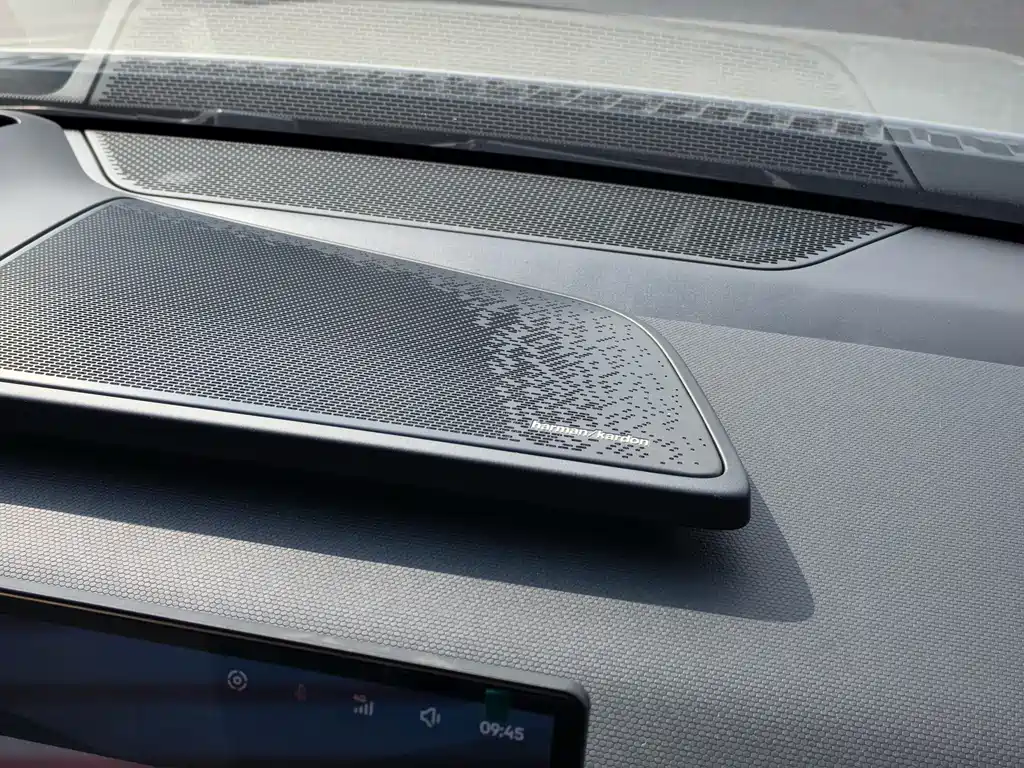Lynk & Co 08 EM-P — миниатюра 18