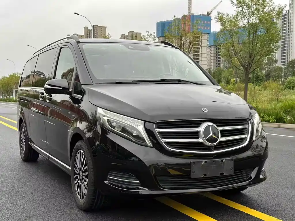 MERCEDES-BENZ V CLASS