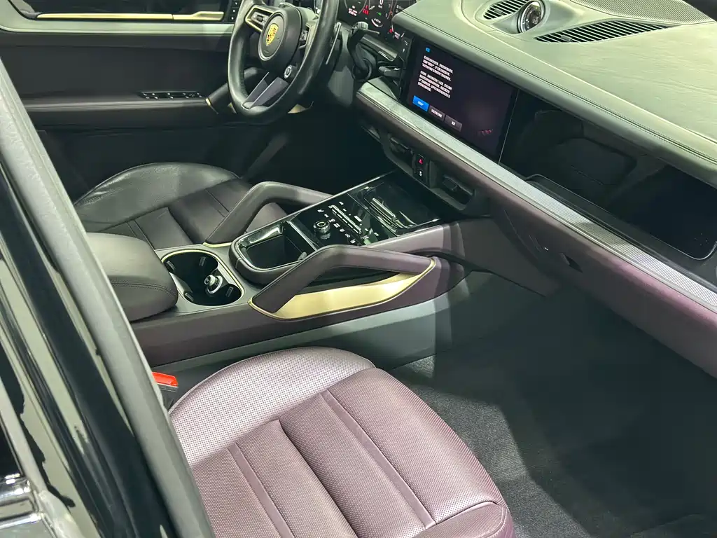 PORSCHE CAYENNE NEW ENERGY