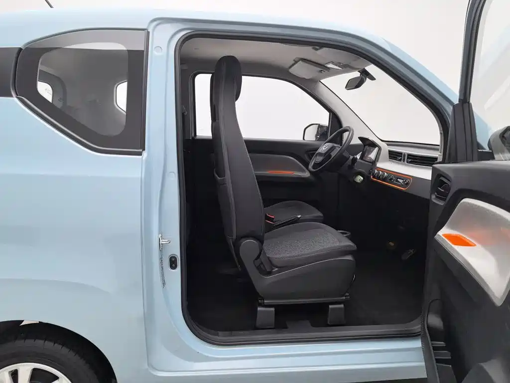 Wuling MINIEV — миниатюра 23