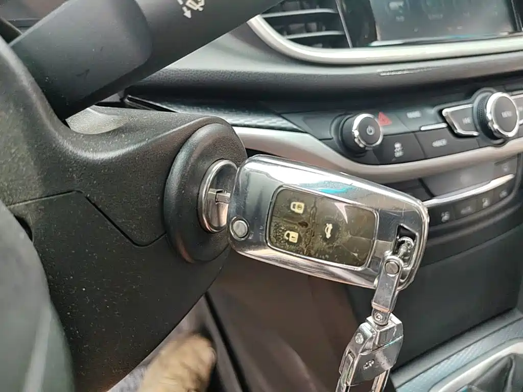 Buick Excelle — миниатюра 9