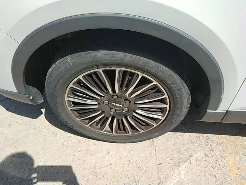VGV VGV U70 — миниатюра 23