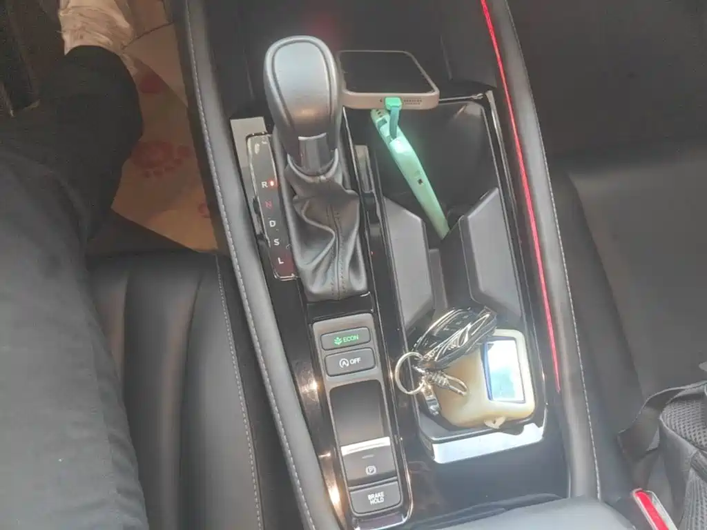 Honda Accord — миниатюра 14