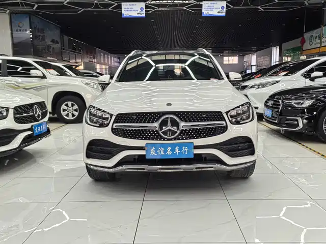MERCEDES-BENZ GLC