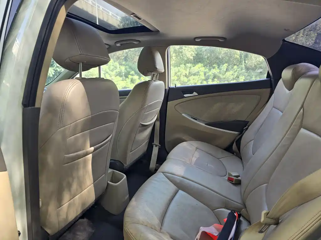 Hyundai Verna — миниатюра 6