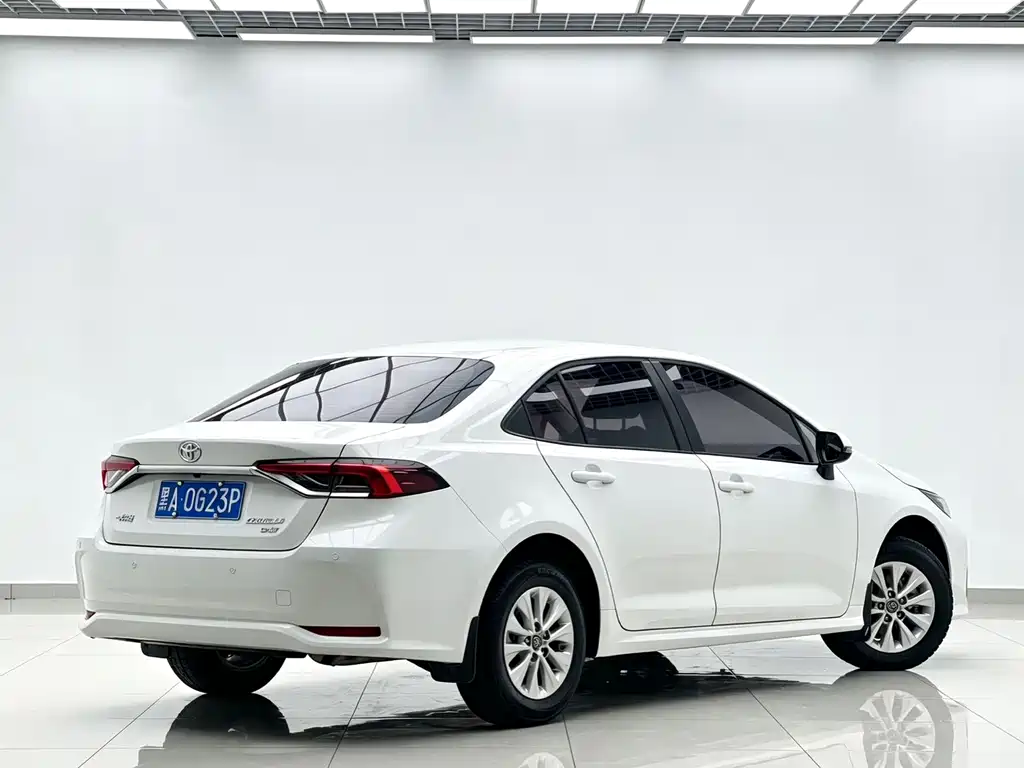 Toyota Corolla — миниатюра 6